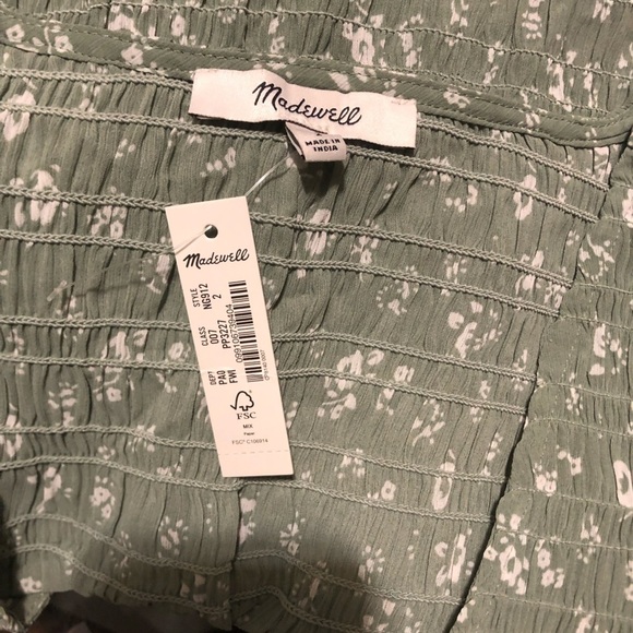 Madewell Lucie V-Neck Smocked Top in Cottage Garden Frosted Willow - Picture 3 of 4